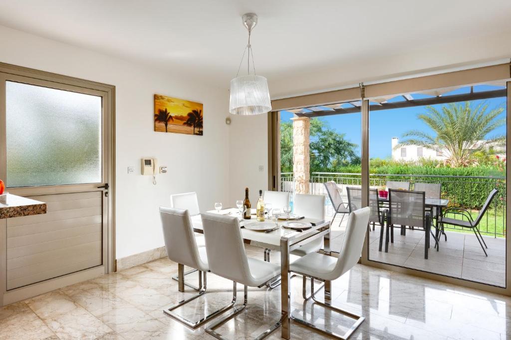 Villa Prosperity Limni by Villa Plus photo 4