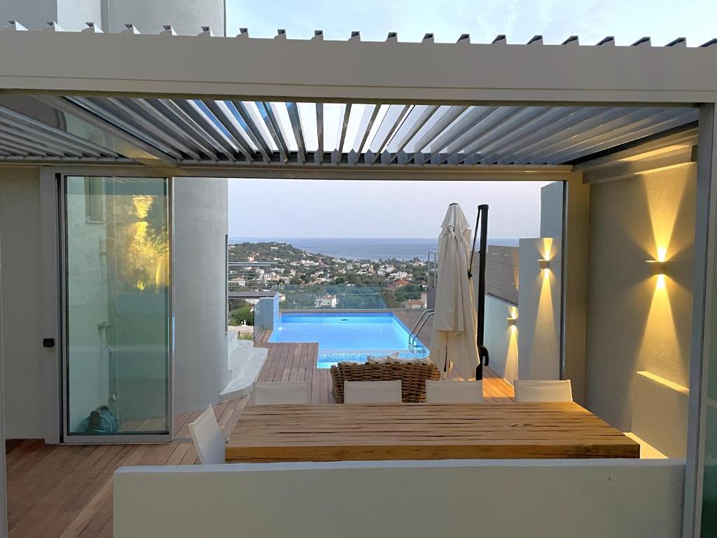 Villa Azzura with sea view & private pool at Athens Riviera photo 1