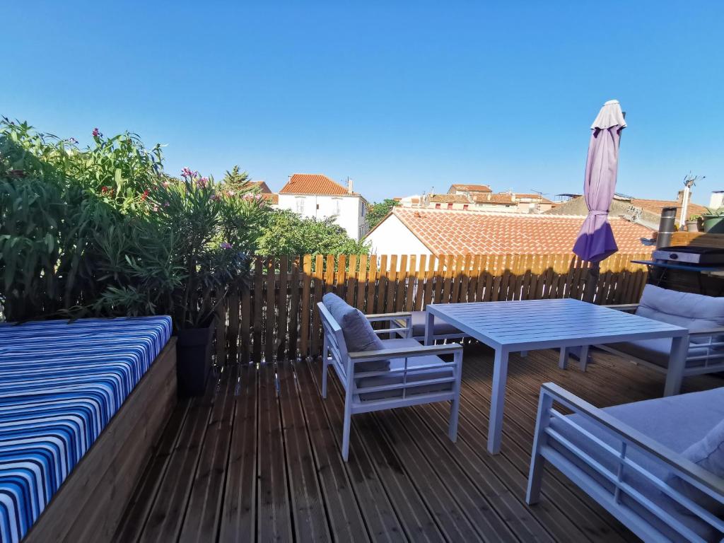T3 terrasse classé 4 étoiles le Poulpe 200m front de mer photo 1