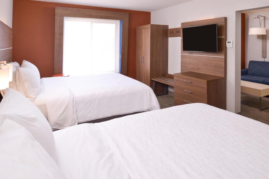 Holiday Inn Express Glenwood Springs Aspen Area, an IHG Hotel photo 1