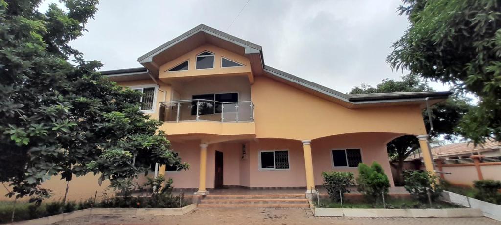 Ghanaian home photo 2