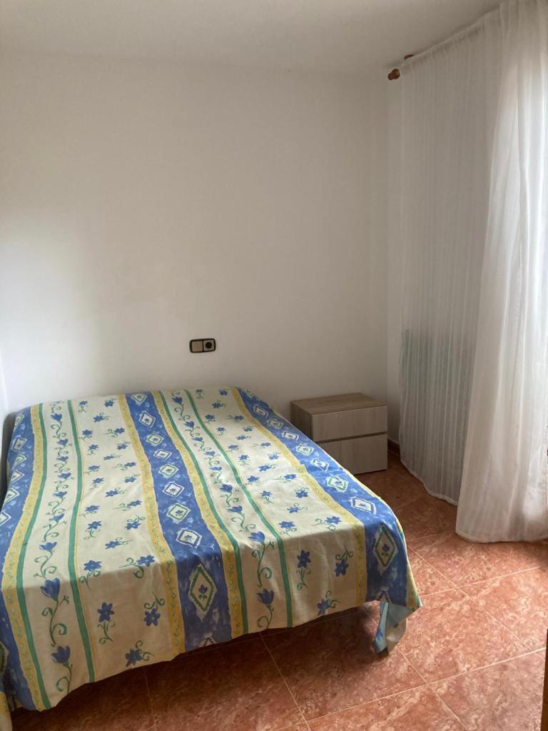 GRANDIOSO CHALET EN CASTELL DE POBLA MONTORNES photo 1