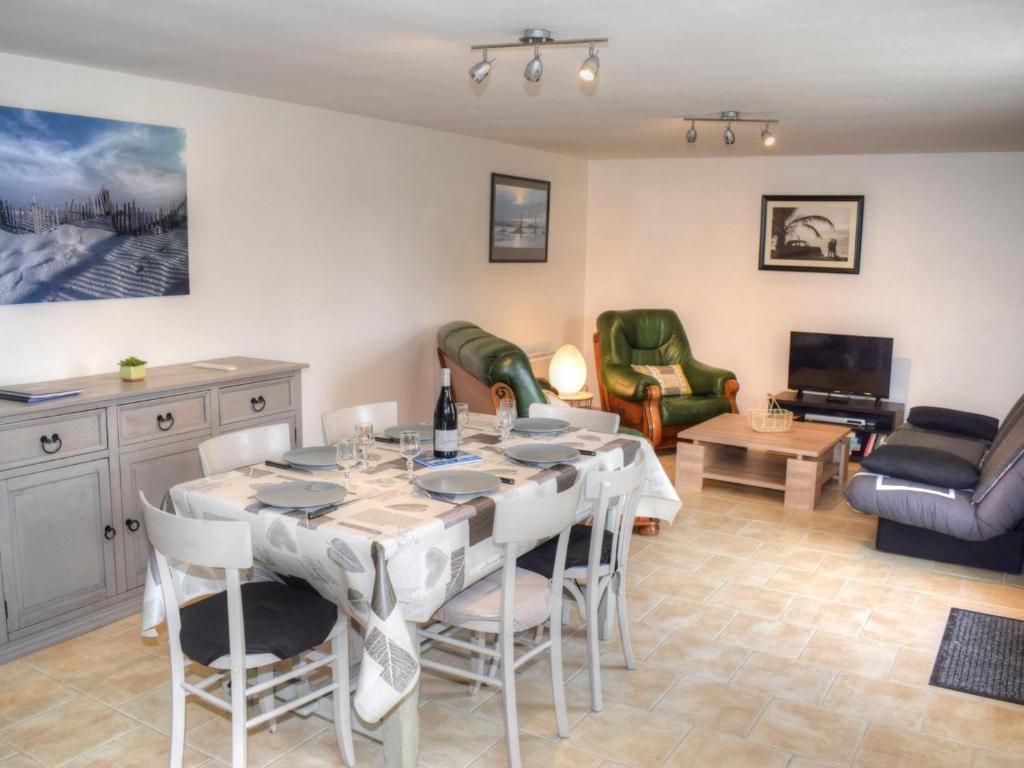 Gîte Rilly-sur-Vienne, 4 pièces, 6 personnes - FR-1-381-481 photo 2