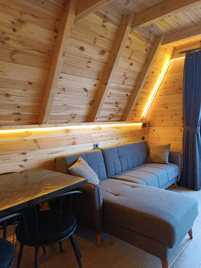 Mira Bungalov photo 3
