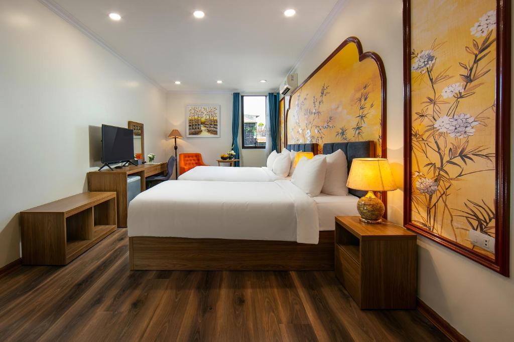 SPLENDID NIGHT HOTEL