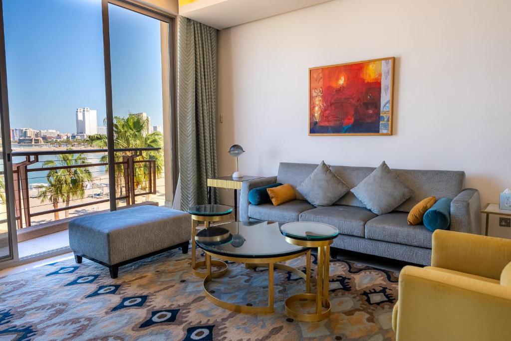 Marina Hotel Kuwait Room Type - Amiri Suite