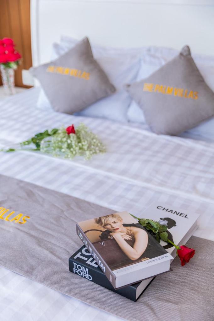 Palm Villa 23 (Beachfront Pool Villa Vung Tau with an Ocean view and Karaoke, Billards)