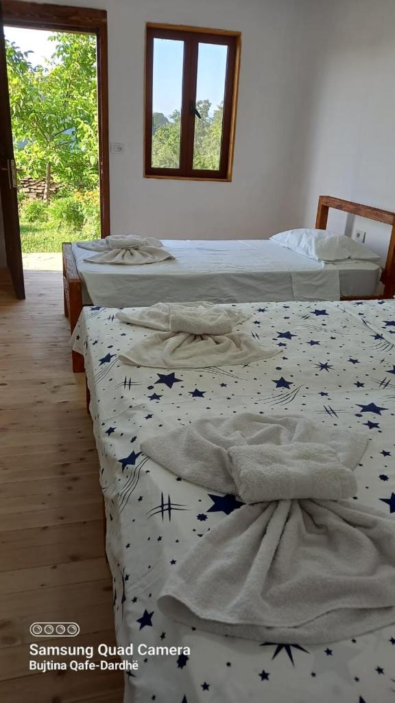 Guest House Qafe Dardha - Tomorr National Park photo 4