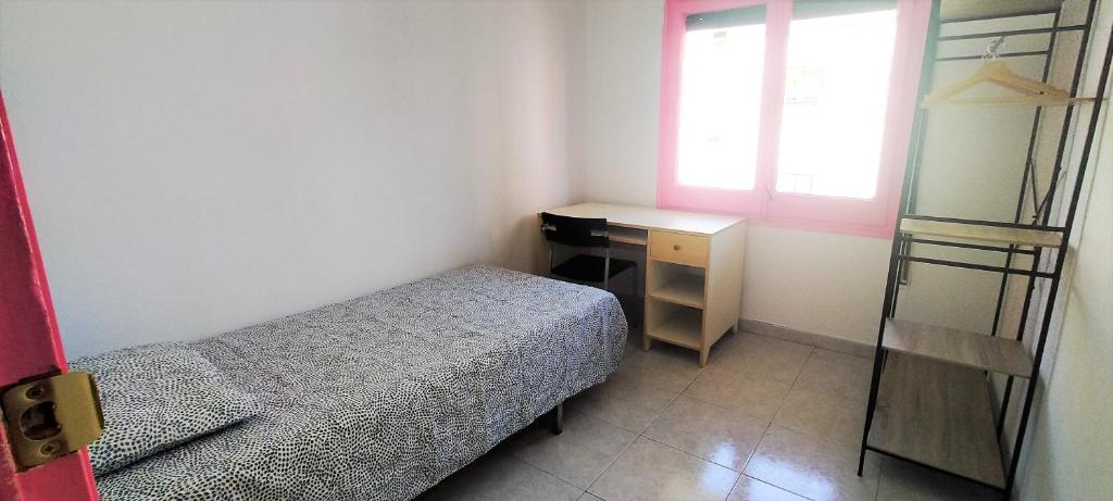 Beautiful private and exterior double room. photo 4