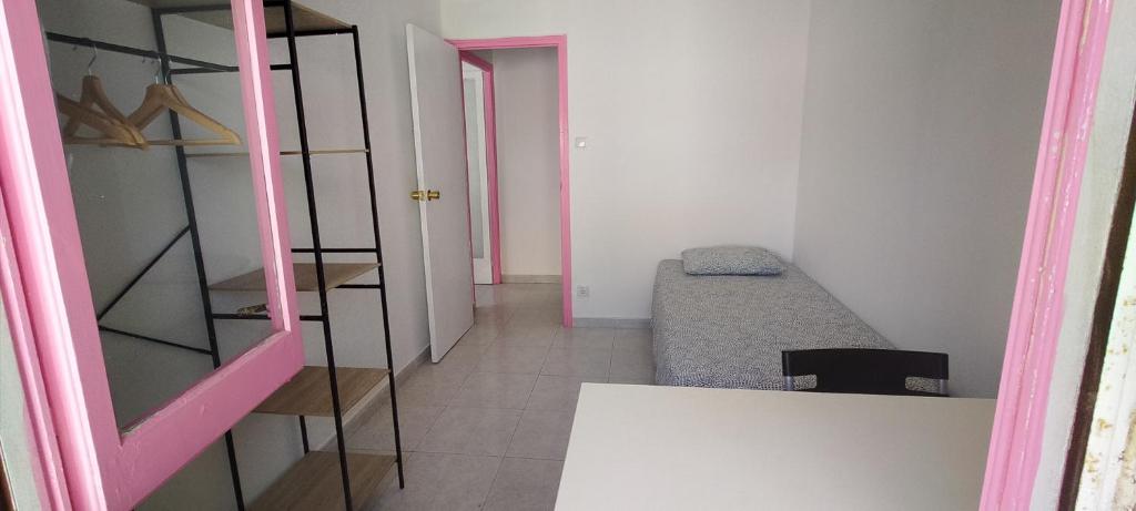 Beautiful private and exterior double room. photo 1