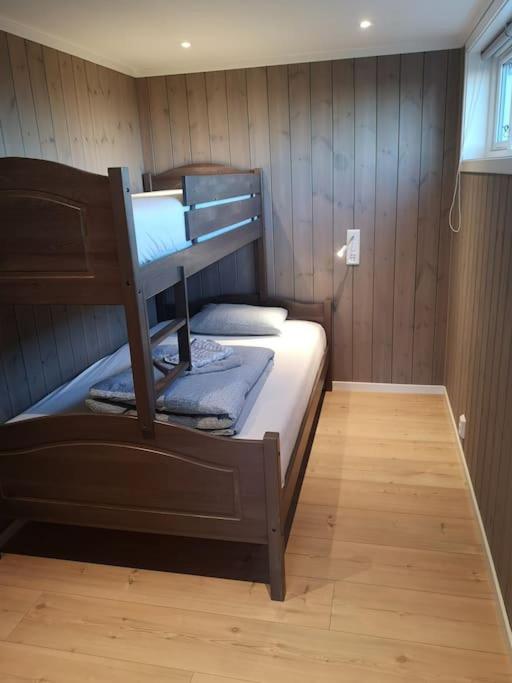 Stor og moderne hytte med panoramautsikt photo 2