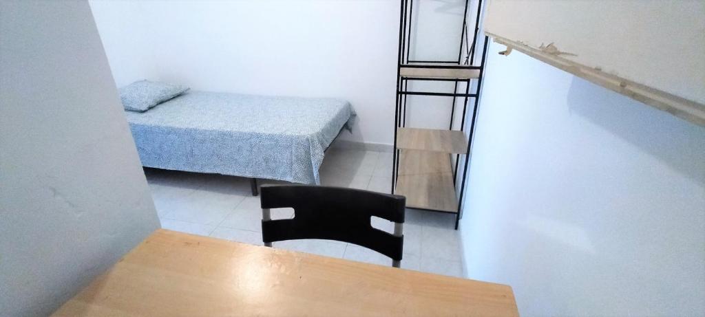 Beautiful private and exterior double room. photo 3