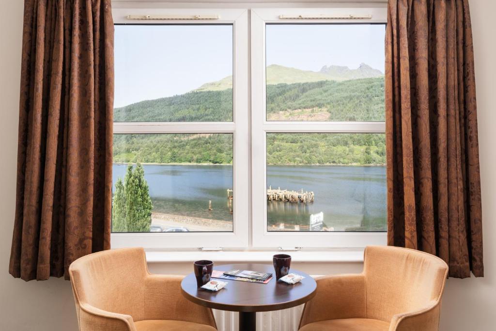 Arrochar Hotel - Tap to explore photos