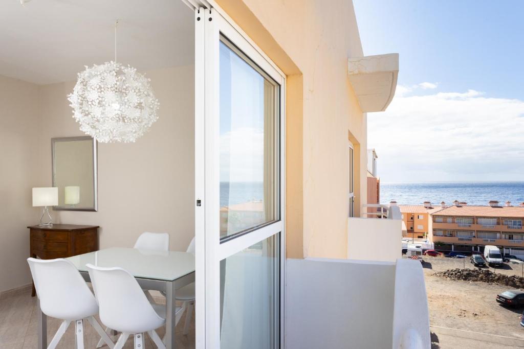 Home2Book Stunning Seaview Apt With Attic Terrace photo 2