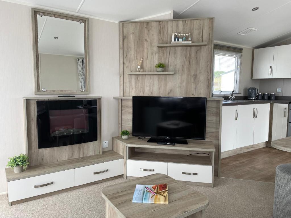 Fairview Caravan Hire photo 2