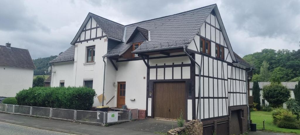 Ferienwohnung "Fernblick" Wolzhausen photo 1