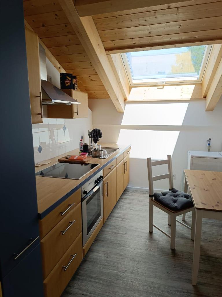 Apartment unterm Dach mit kleinem Seeblick photo 3