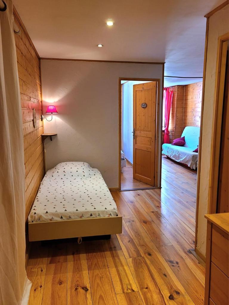 Appartement T2 au coeur du village photo 3