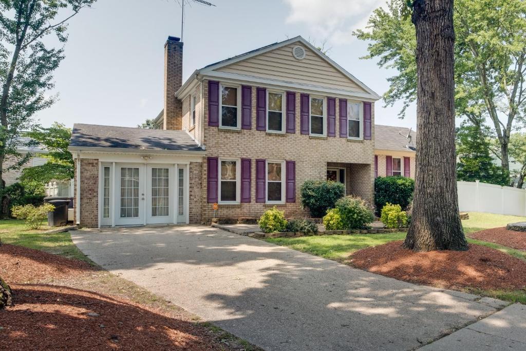 Spacious Clinton Home with Patio 12 Mi to Capitol! photo 1