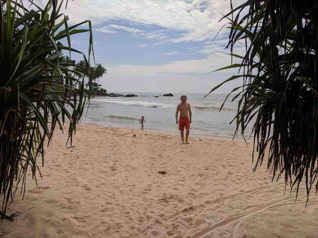 Ocean Waves Villa photo 2