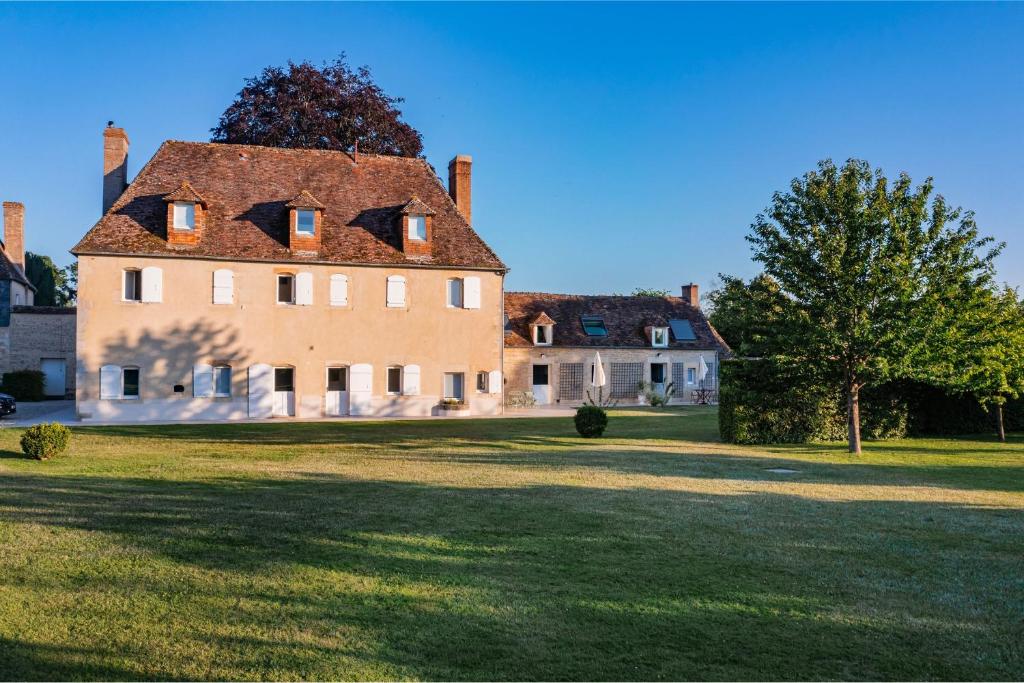 Bagatelle avec Jardin et Piscine Chauffée photo 1