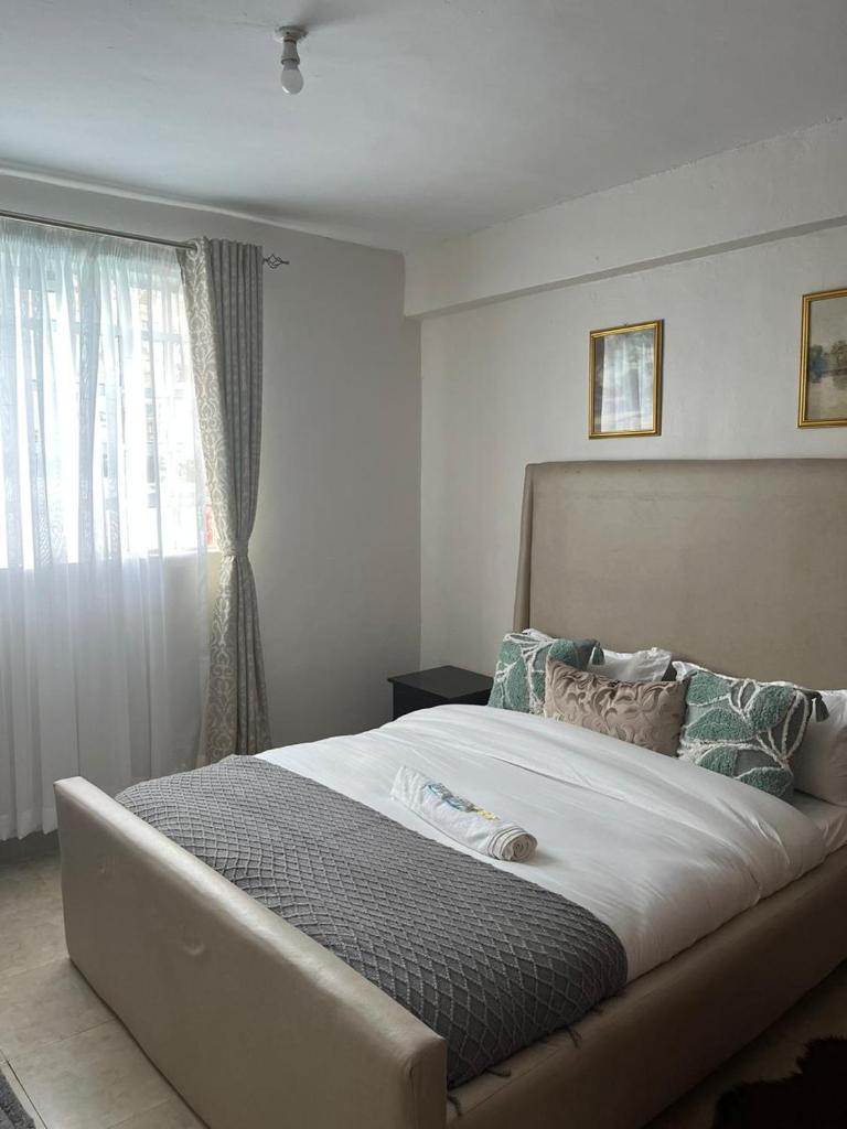 Zoe Homes Oak Villa Apartment 1 and 2 Bedroom 201 photo 3