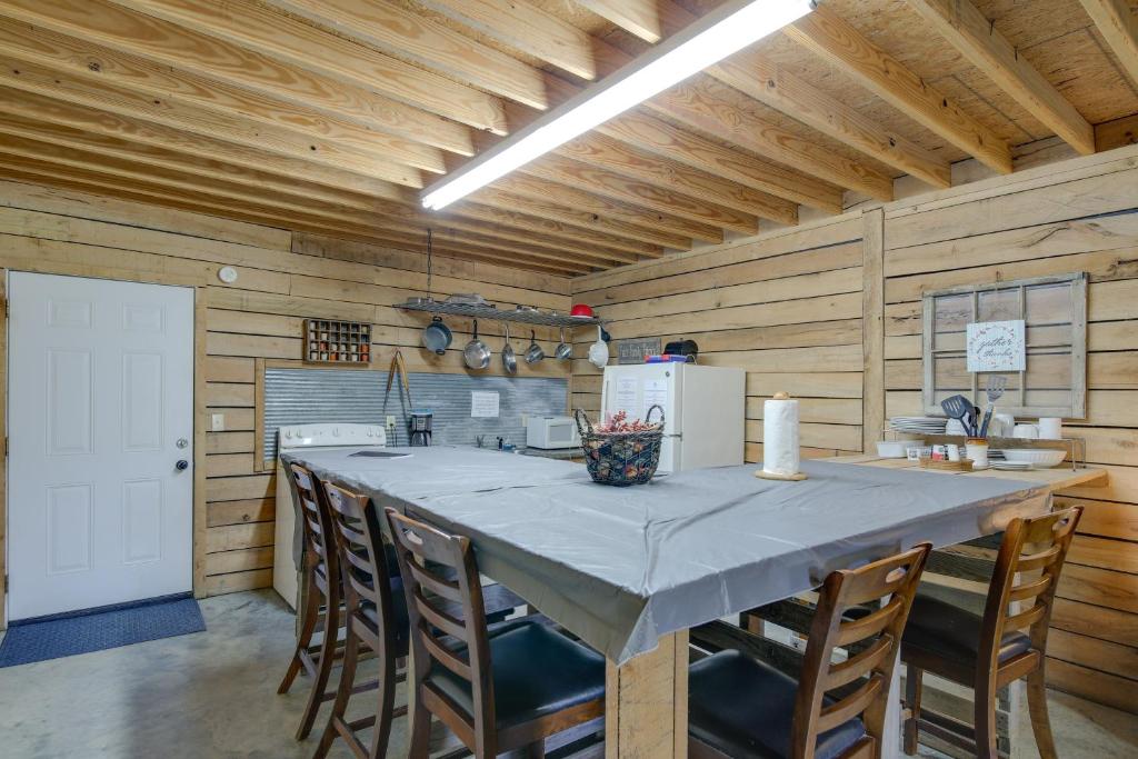 Rustic Huntsville Studio with Access to ATV Trails! photo 3