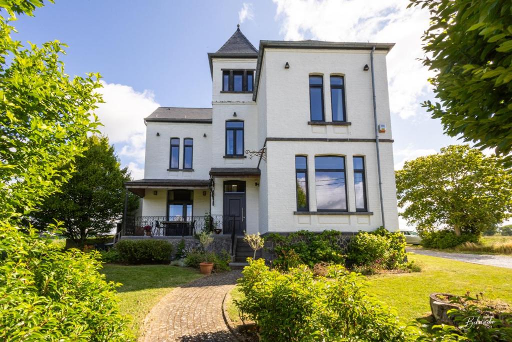 LE MANOIR DE LA VALETTE photo 2