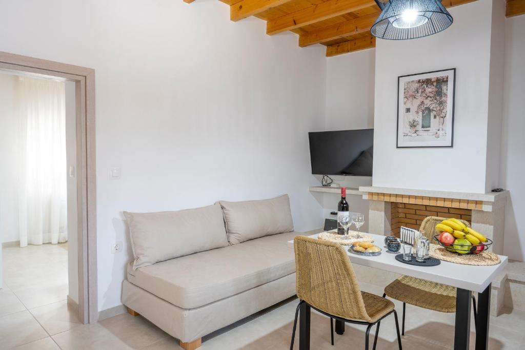 Klelia's Apartments photo 3