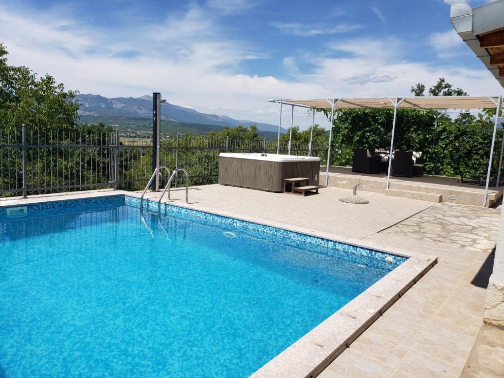 Villa Kula photo 1