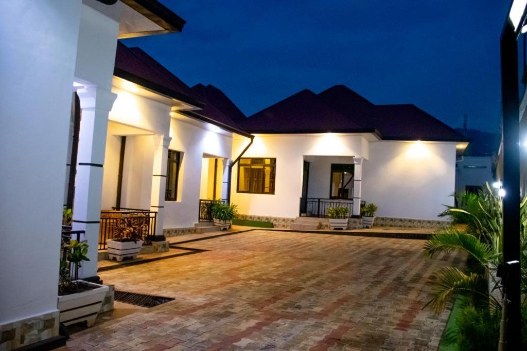B I G Residence Hotel photo 2
