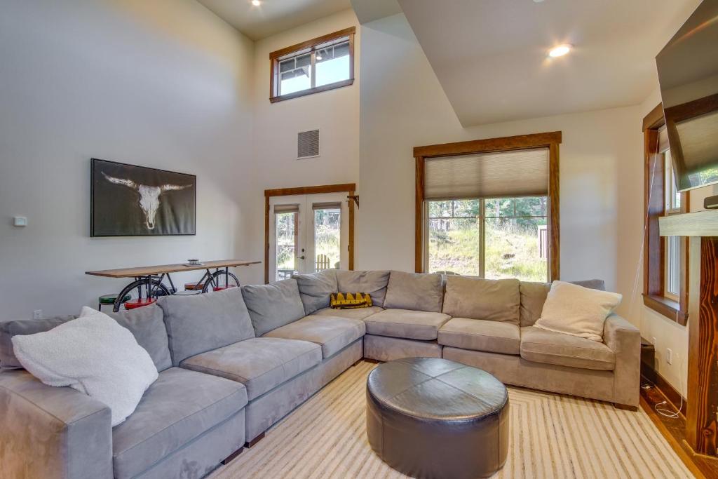 Suncadia Resort Townhome with Grill and Fireplace photo 4