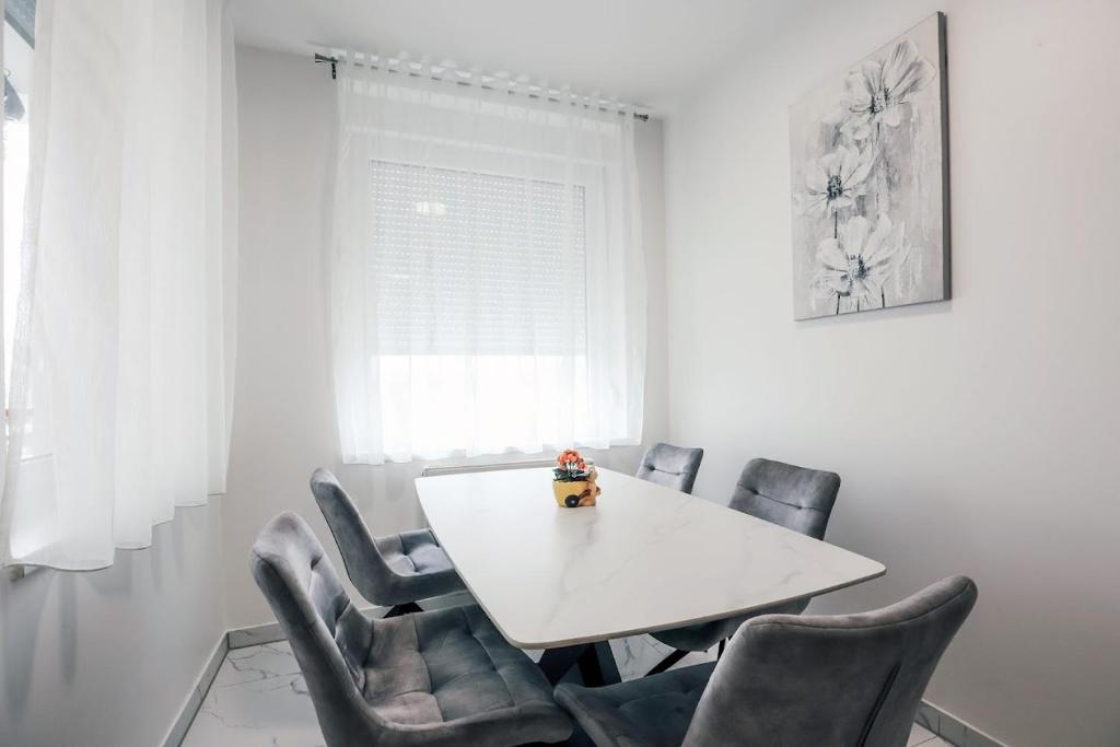 Apartman STRONG photo 4