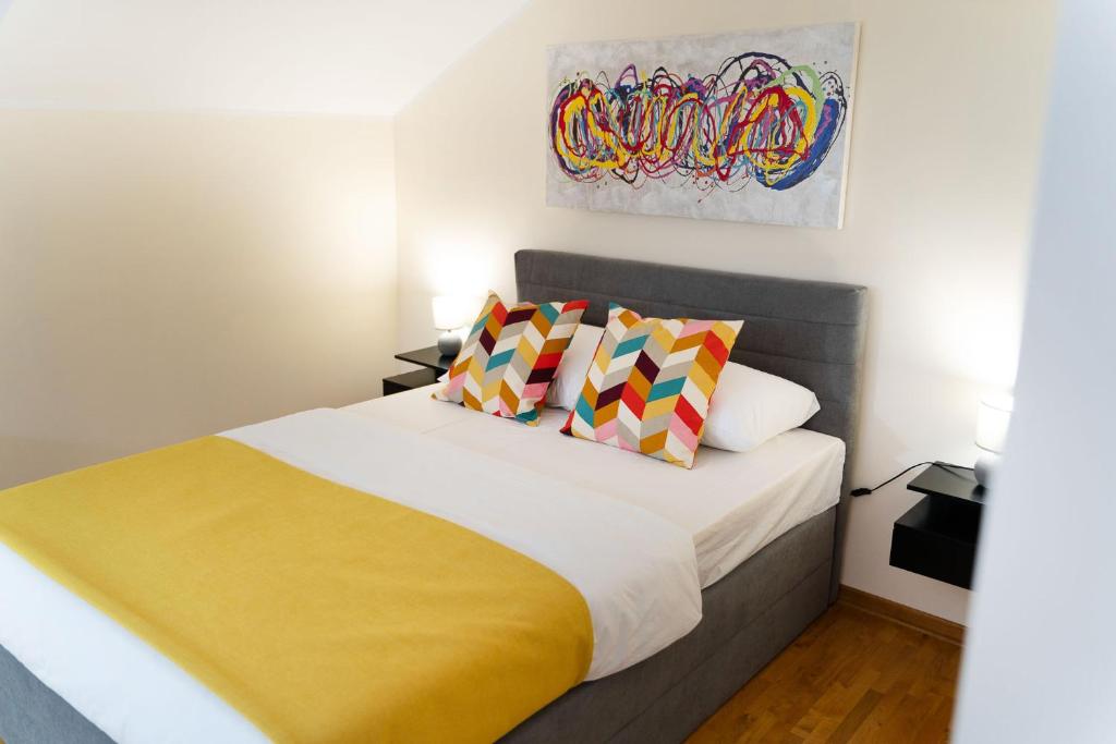 Mini Hotel RiverLux Apartments photo 3