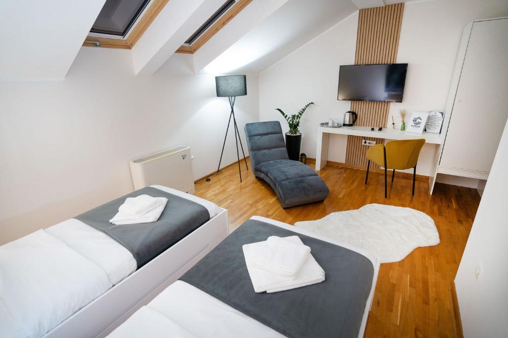 Mini Hotel RiverLux Apartments photo 4
