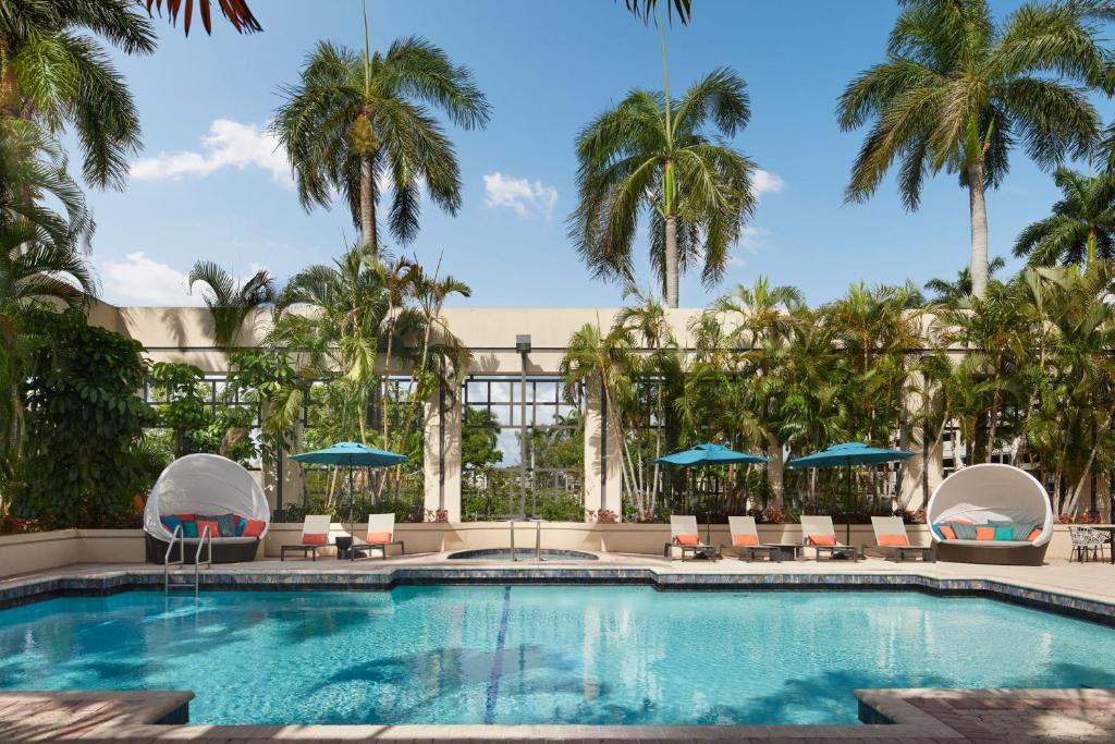 Boca Raton Marriott at Boca Center image