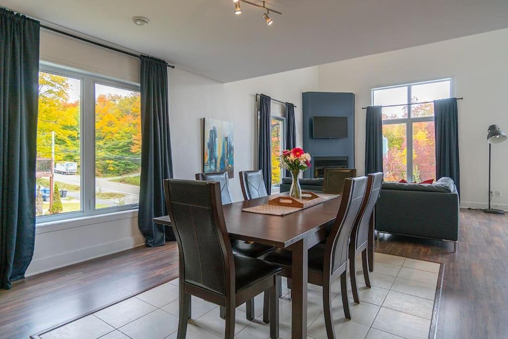 Grands Espaces Orford 115 condo/chalet photo 2