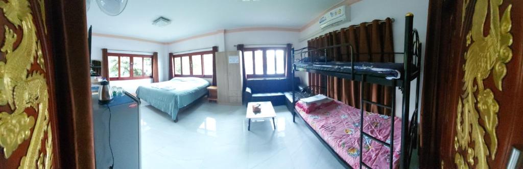 Khwahol Guesthouse photo 2