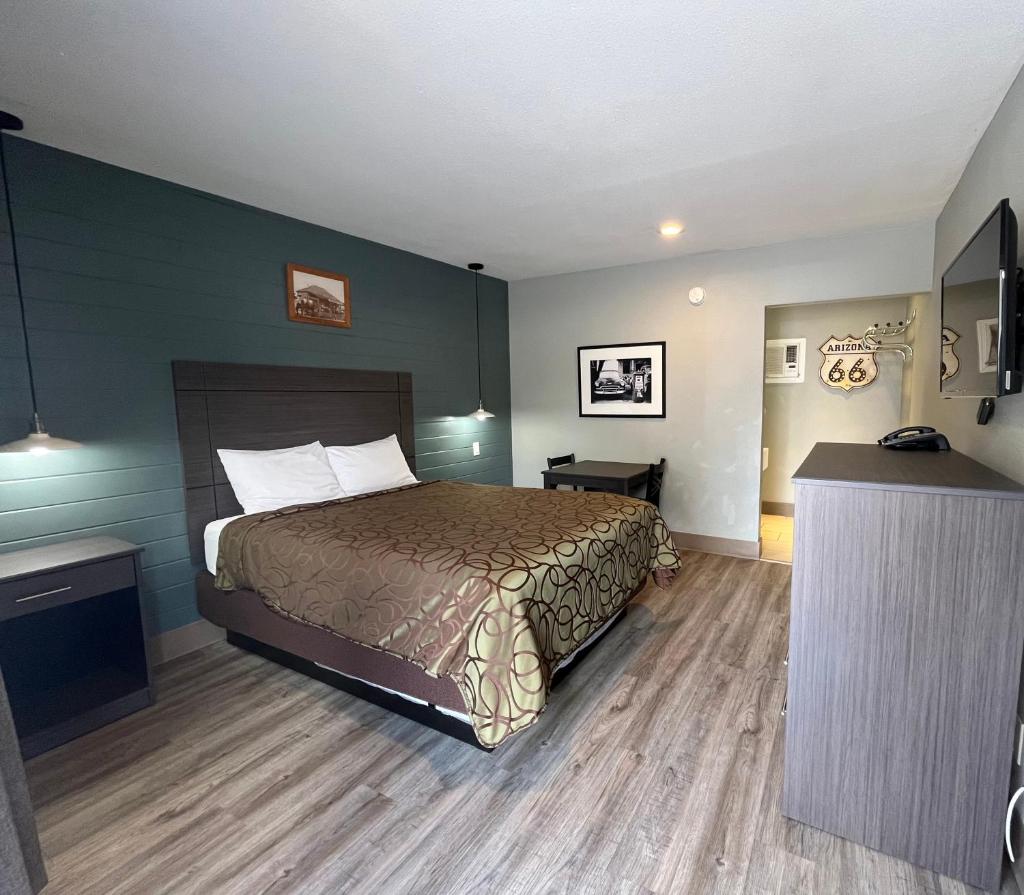 Mountain View Inn image