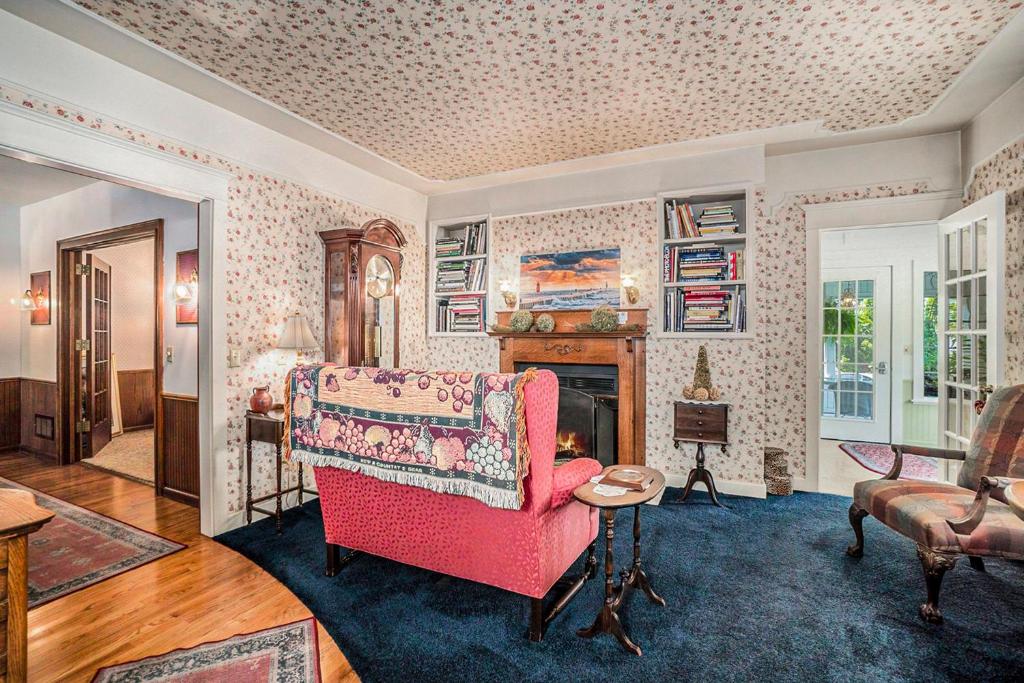 Yelton Manor Bed and Breakfast photo 2