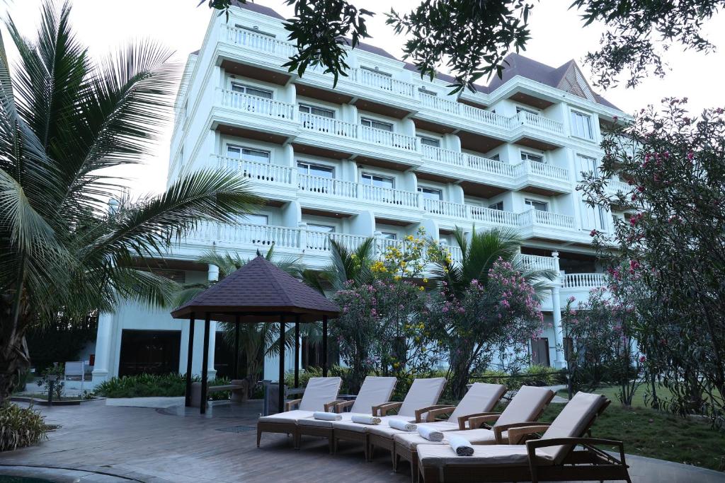 The Fern Sattva Resort, Dwarka photo 1