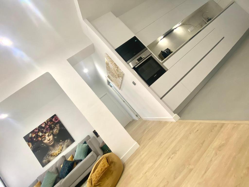 Barcelona New Apartment- Free Parking- 10 min by metro from BCN Center and Sagrada Família photo 3