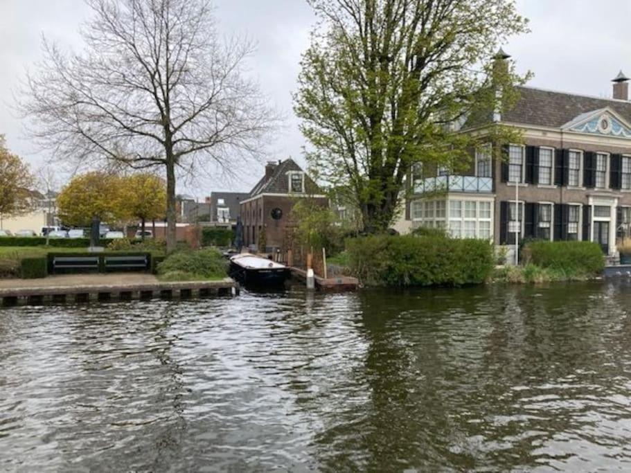Tuinhuis aan het water photo 4
