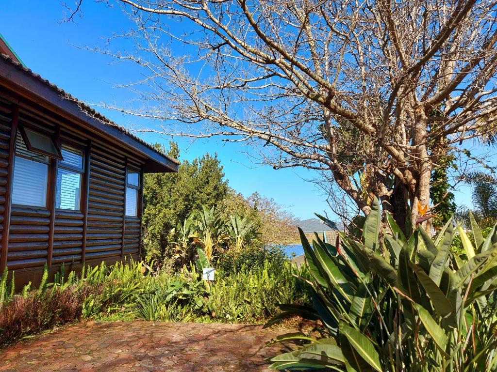 First Group Knysna River Club photo 3