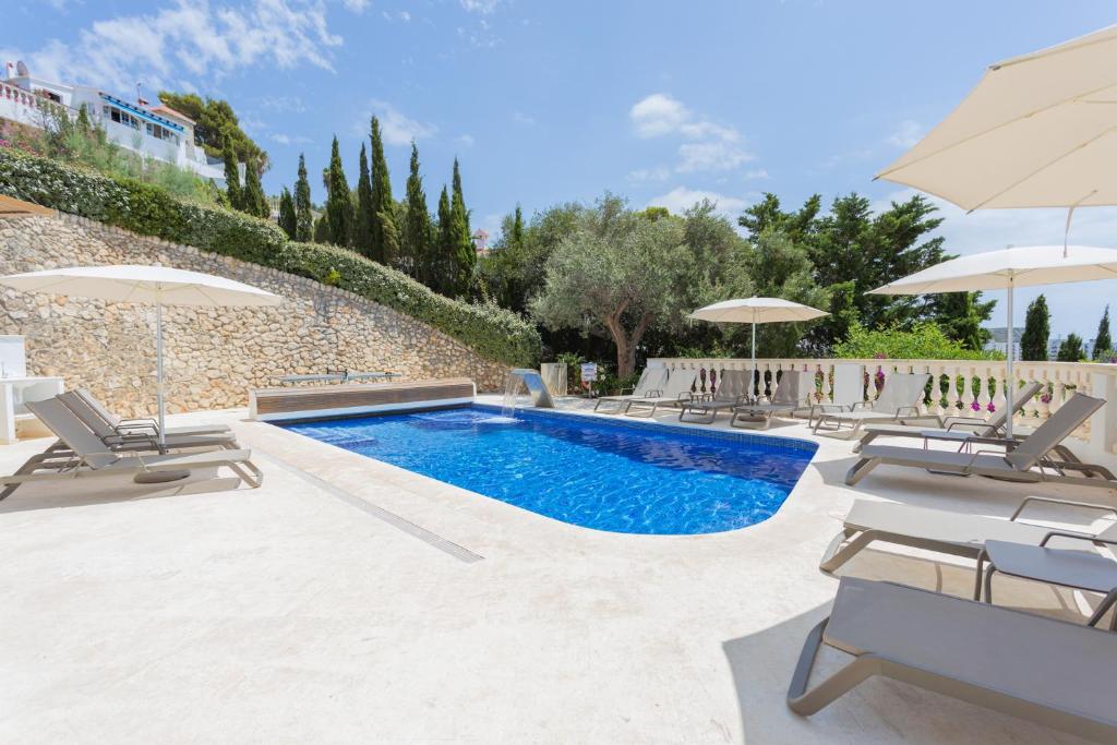 Villa Maitreya By MENORCARENTALS photo 2