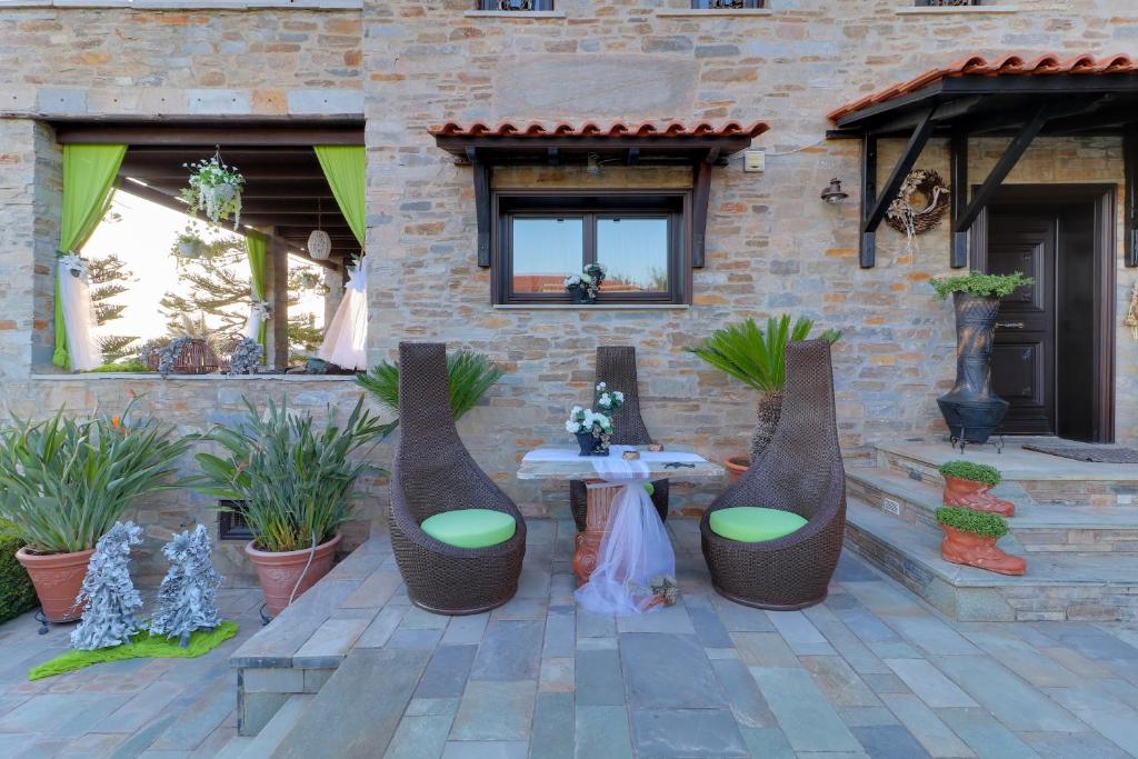 Helen Lux Stone Villa Eretria photo 1