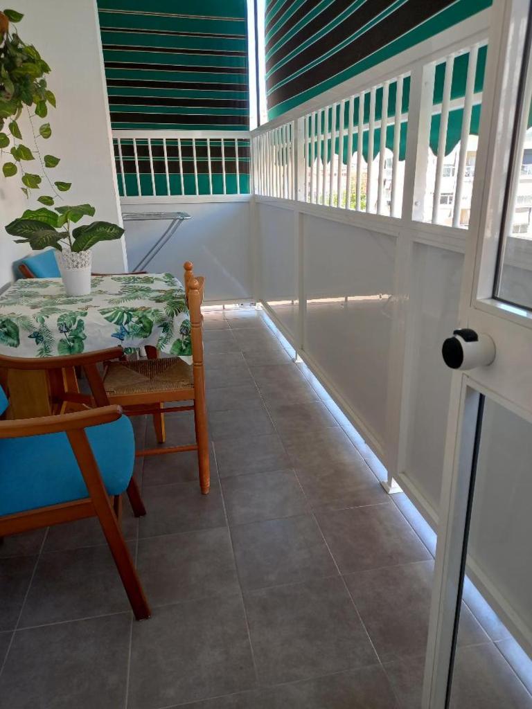 central apartment with large terrace malaga - Tap to explore photos