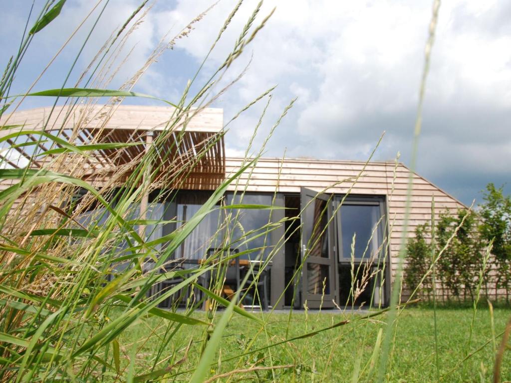 Ecological bungalow with decorative fireplace, located on a holiday farm photo 2