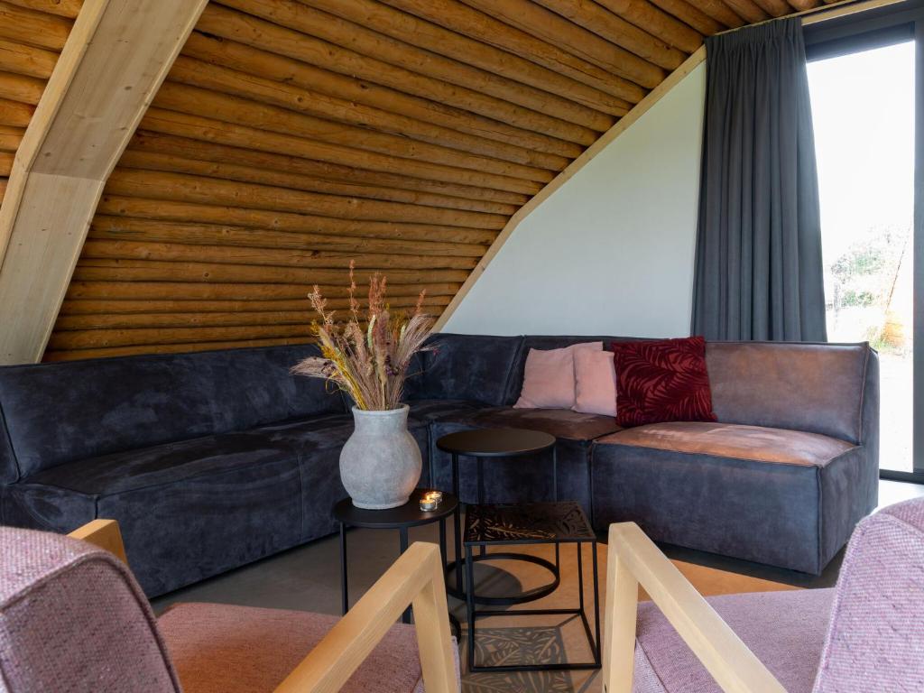 Ecological bungalow with decorative fireplace, located on a holiday farm photo 4