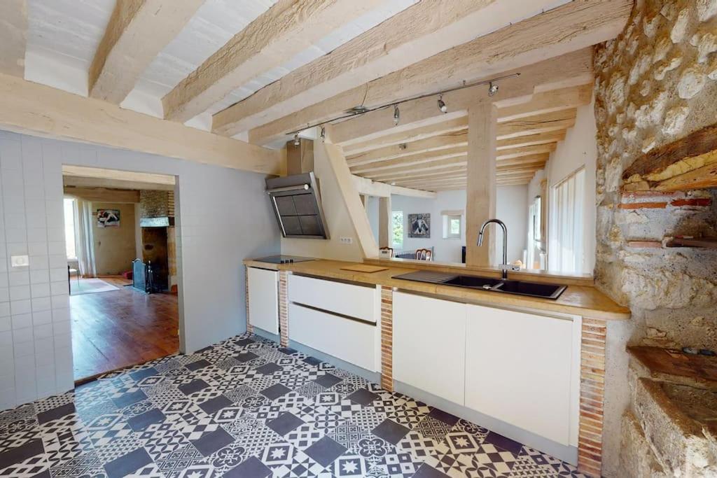 Maison en pierre 424 m² photo 3